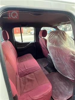 نيسان نافارا